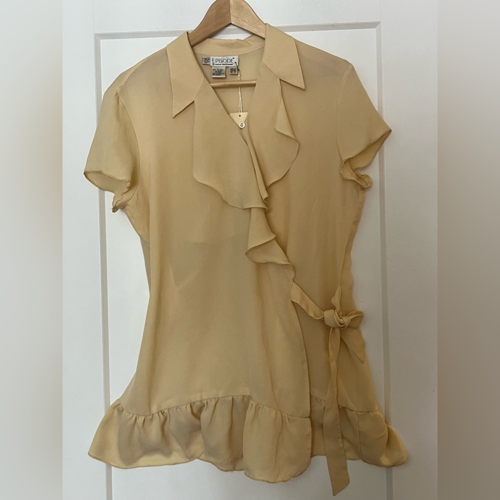 Vintage Carolyn Wight Freeman 💯 Silk Buttery Yellow Wrap Ruffle Dress Tunic